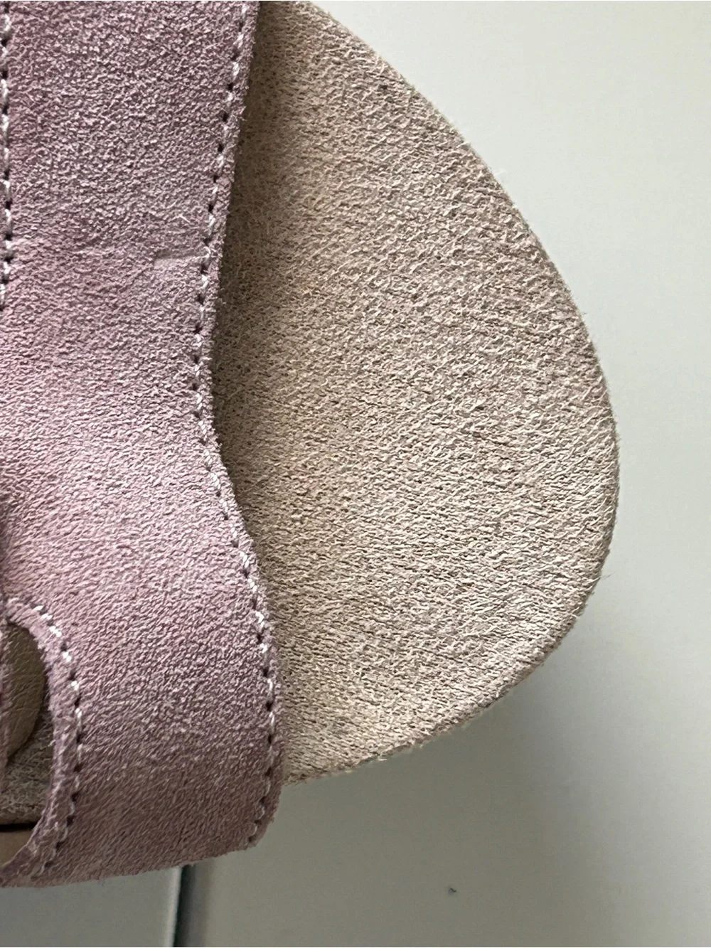 Vionic Tawny Mauve Suede Wedge Sandals Women's 6.5 Wide T-Strap Buckle Comfort